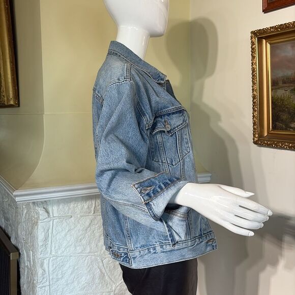 Levi’s Original Trucker Jean Jacket - Picture 7 of 16